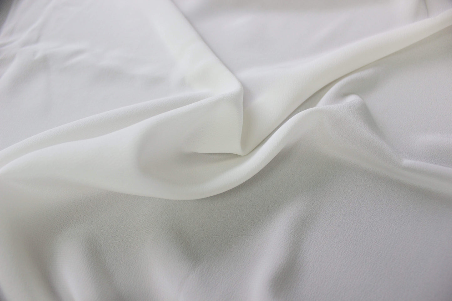 MingSilk 18 momme Crepe de Chine showing an even matte surface and refined fine-grain texture.